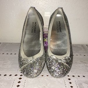 Girls glitter shoes. Holiday editions